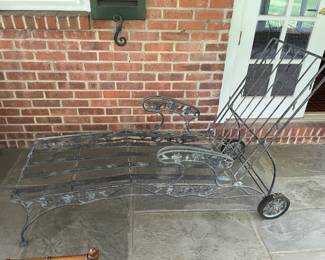 VINTAGE WROUGHT IRON METAL CHAISE