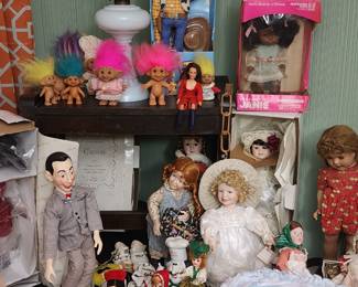 More dolls and kerosene lamp