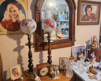 Original Dolly Parton painting, oval table, table lamps with hand painted globes