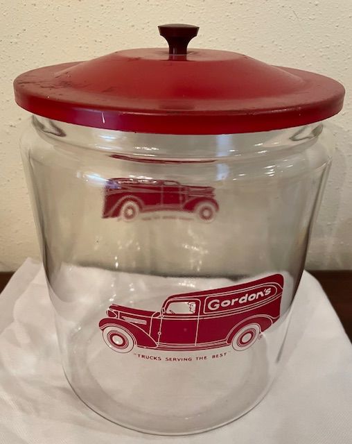 Gordon's sweets/crackers jar