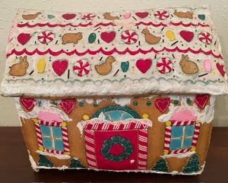 cloth gingerbread house (front)