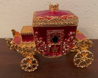 Edgar Berebi Czarini carriage box