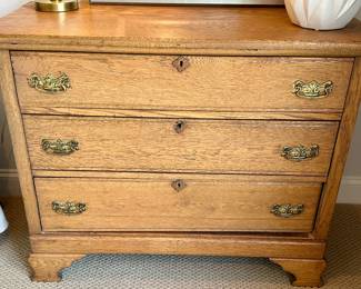 Vintage  3 drawer dresser , mirror and white vase with table lamp