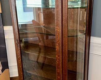 Beautiful Antique Display/Curio Cabinet in Dining Room