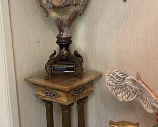 French urn that "survived" the 1906 SF earthquake (has been professionally repaired)