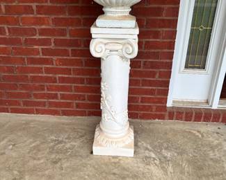 Pretty cement columns with flower pots (2) 