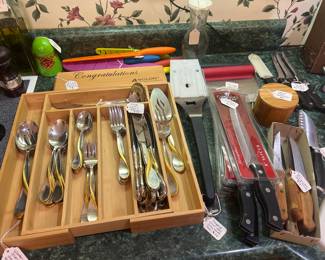 ONEIDA Silverware Set (43 pieces) & Chicago 8” Knives are among some great kitchen utensils