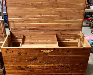 Another gorgeous cedar chest (with a sliding shelf)! Just needs some TLC on the outside. 