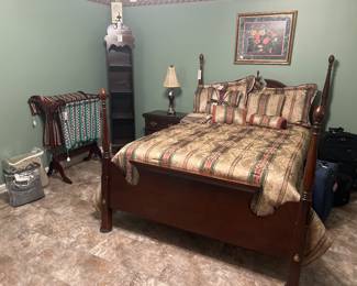 Beautiful Cherry 4-Poster Full Size Bed with a “like new” Jamison Vita Pedic Legacy Extra Firm mattress and box spring 