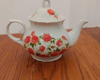 Rose Chintz Teapot