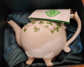 Shannon Shamrock Teapot