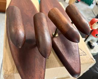 Mid cntury wall sconce