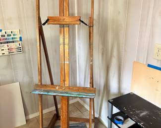 artist easel