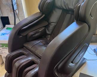 Premium Kahuna Leather Massage Chair-like new!
