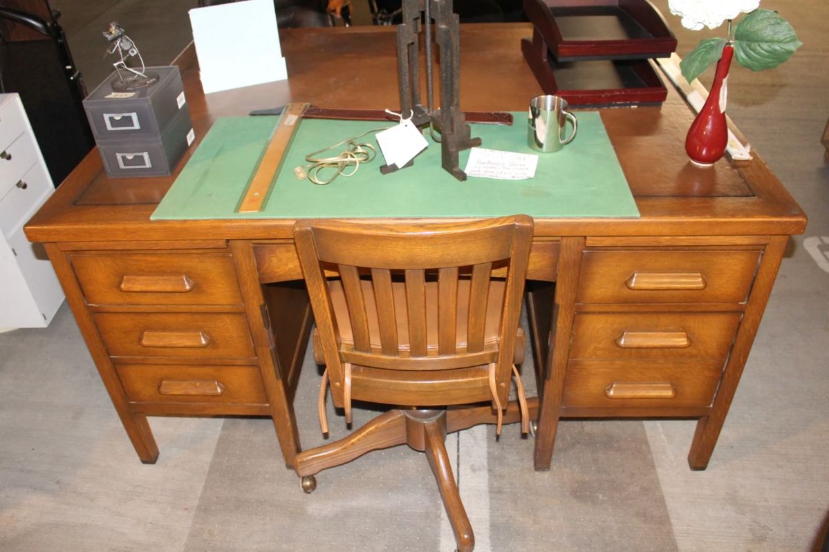 ABERDEEN HEIGHTS 13th ANNUAL SALE in Kirkwood, MO starts on 6/7/2024