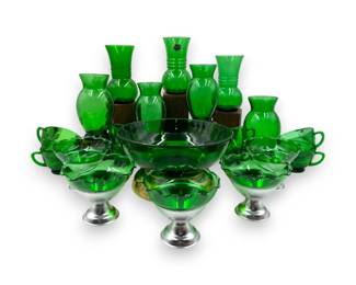 Mid Century Anchor Hocking Forest Green Vases & Cups +	