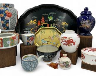 Crown Staffordshire China 'Rangoon' - Arita Fan Imari Trio +	