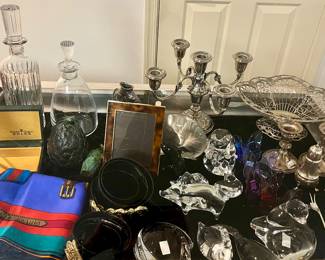 Brown frame is Hermes