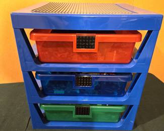 Lego/Duplo Container and Building Pieces