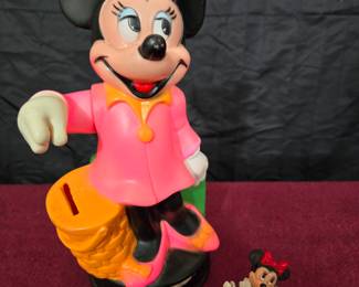 Minnie Mouse Bank with moveable arm