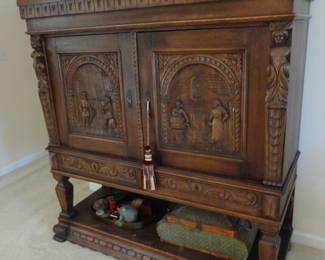 1900 Cabinet (you will need help to move this item)
