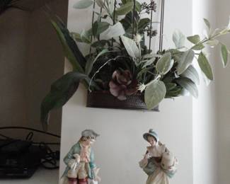 Arrangement on wall sold