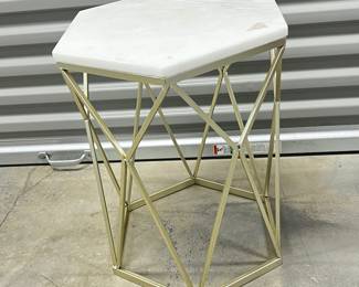 No stairs for pick up. Can be picked up Monday - Saturday 9am to 6pm by appointment. Asking $75. 