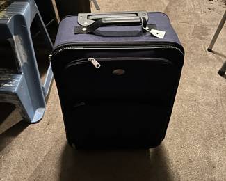 Four suitcases various sizes 