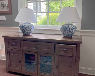 SIDEBOARD & LIGHTING