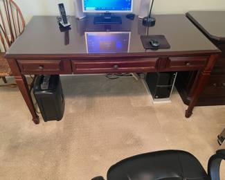 Desk 60x30x30 $85