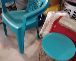 Outdoor table and chairs