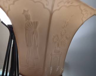 Floor lamp. Beautiful Asian glass shade 