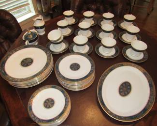 Royal Doulton 'Carlyle' china