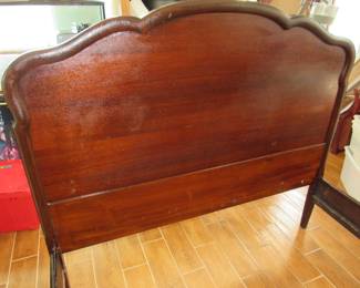 Antique mahogany full size bed
