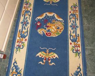 Foo dog rug