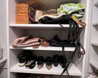 SHOES & HANDBAGS