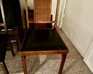 4 Lorraine folding chairs