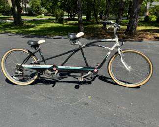 Schwinn vintage-style "Tango" tandem bicycle