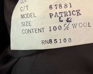 Tux size  42L