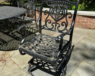 Cast aluminum dining table & 6 chairs
