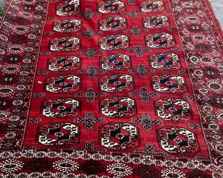 Beautiful Oriental Rug