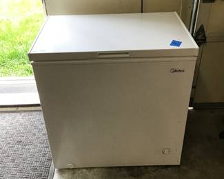Chest freezer