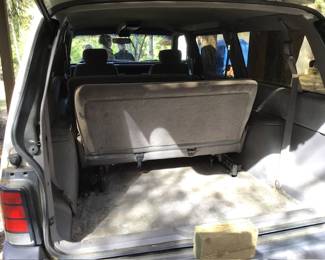 Dodge Caravan Lot #119