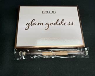 Doll 10 Glam Goddess Face and Eye Palette