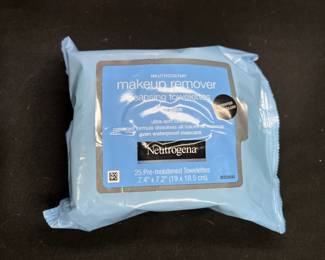 Doll 10 3-Pack Lip Gloss Lip Stick Combo