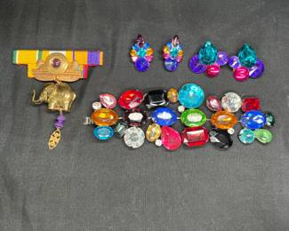 VTG Fruit Salad Bracelet & 4 Pair Clip-On Earrings