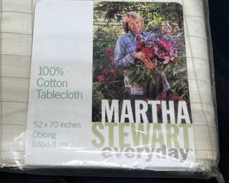 NEW Martha Stewart Everyday 100% Cotton Tablecloth