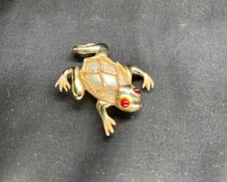 VTG Gold Tone MOP Frog Brooch