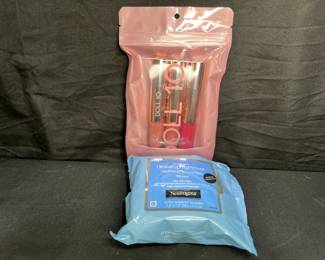 Doll 10 3-Pack Lip Gloss Lip Stick Combo