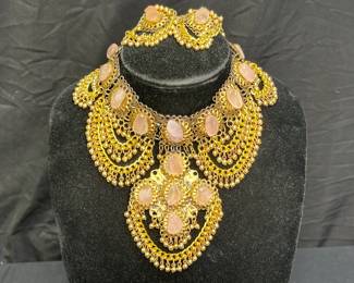 Rose Quartz /Gold Tone Necklace w/ Match Clip-Ons